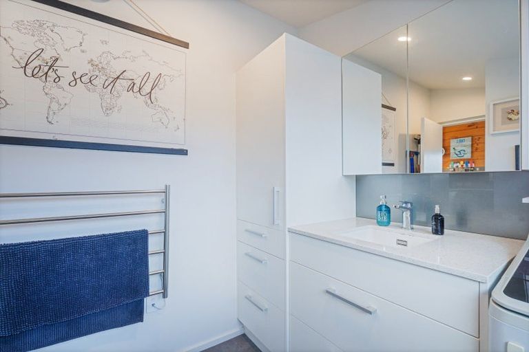 Photo of property in 6 Winderton Way, Pauanui, Hikuai, 3579