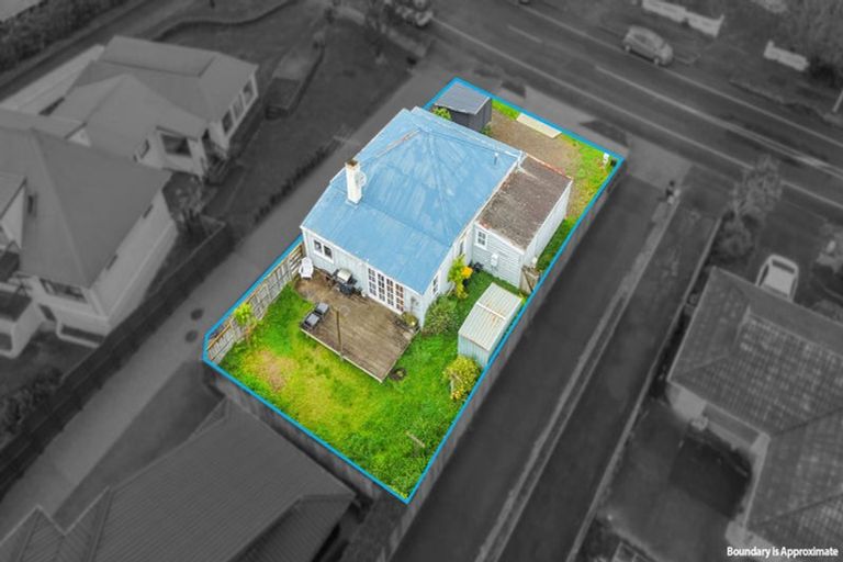 Photo of property in 38 Gills Road, Bucklands Beach, Auckland, 2014