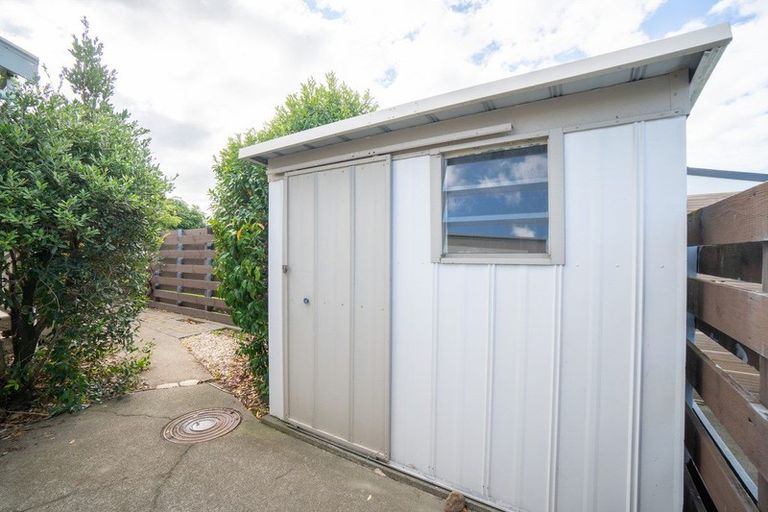 Photo of property in 25a Rosedale Crescent, Cloverlea, Palmerston North, 4412