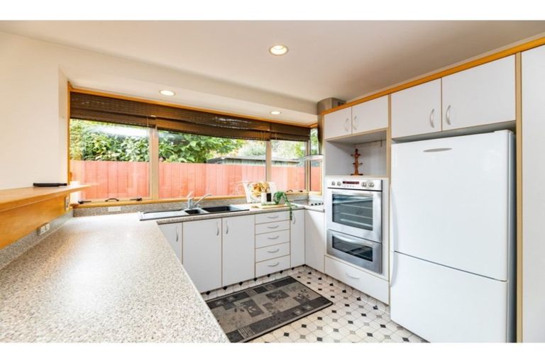 Photo of property in 2/48 Colwyn Street, Bryndwr, Christchurch, 8053