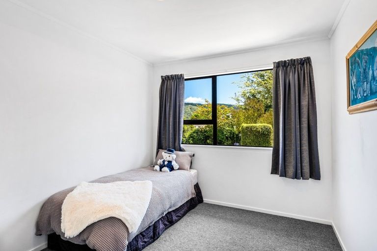 Photo of property in 19 Topaz Street, Birchville, Upper Hutt, 5018