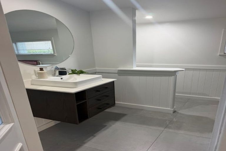 Photo of property in 181 Geraldine Street, Edgeware, Christchurch, 8013