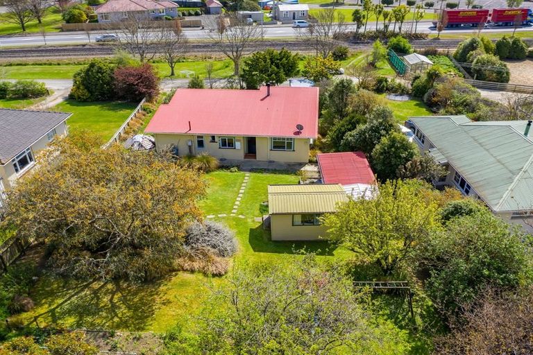 Photo of property in 4 Mckenzie Street, Palmerston, 9430