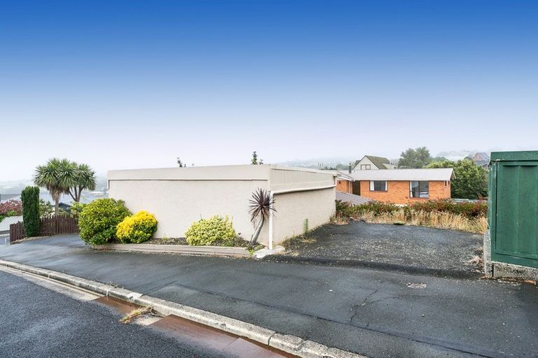Photo of property in 2 Beverley Place, Waverley, Dunedin, 9013