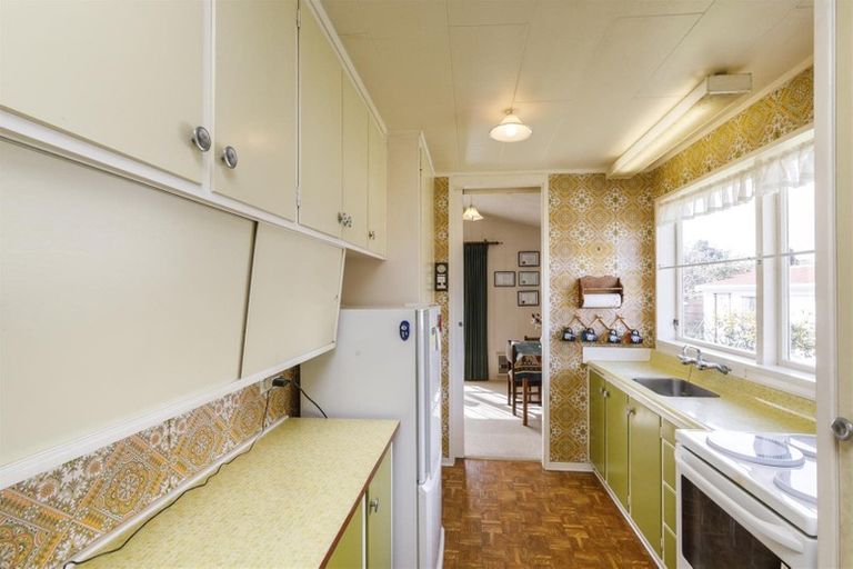 Photo of property in 8 Walker Crescent, Bulls, 4818