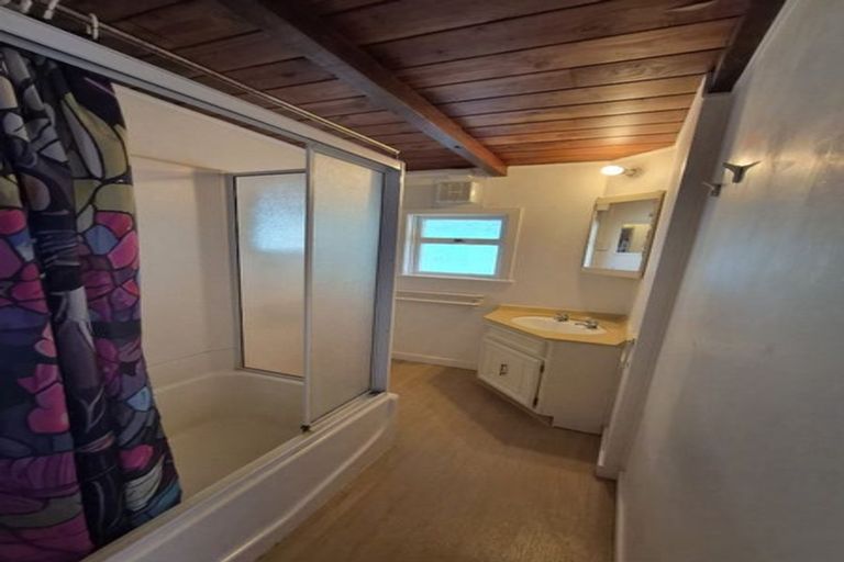 Photo of property in 25 Lee Road, Hannahs Bay, Rotorua, 3010