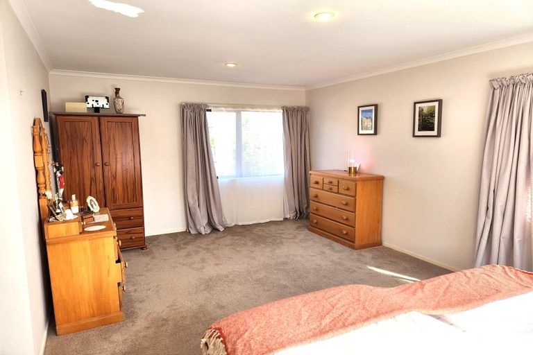 Photo of property in 3b Shackleton Road, Mount Eden, Auckland, 1024