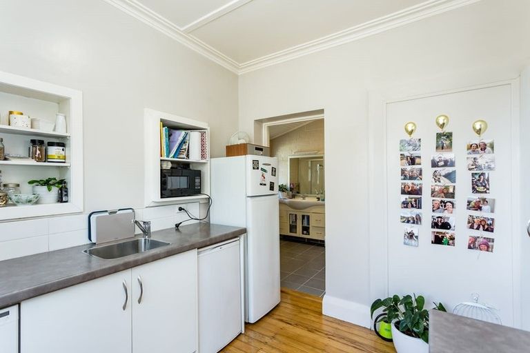 Photo of property in 53 Manor Place, Dunedin Central, Dunedin, 9016