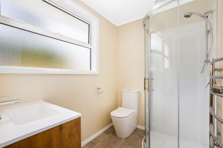Photo of property in 19 Gloucester Street, Cannons Creek, Porirua, 5024