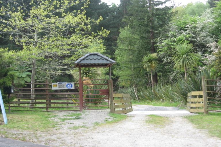 Photo of property in 100 Roberts Avenue, Aramoho, Whanganui, 4584