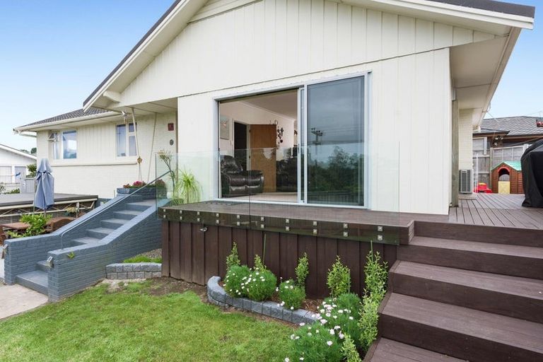 Photo of property in 318 Otumoetai Road, Otumoetai, Tauranga, 3110
