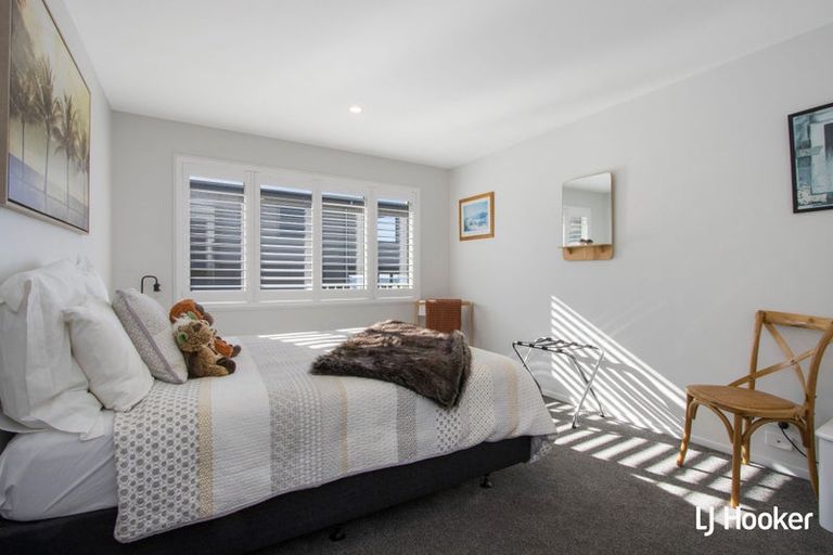 Photo of property in 33 Tohora View, Waihi Beach, 3611