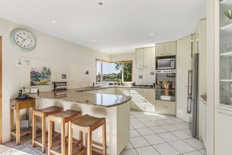 Photo of property in 308 Glenvar Road, Torbay, Auckland, 0630