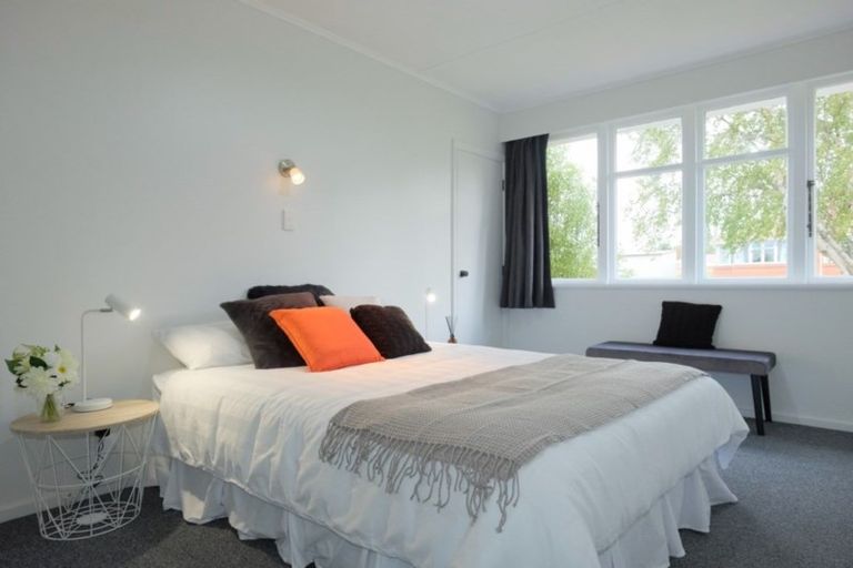 Photo of property in 14 Burgess Street, Green Island, Dunedin, 9018