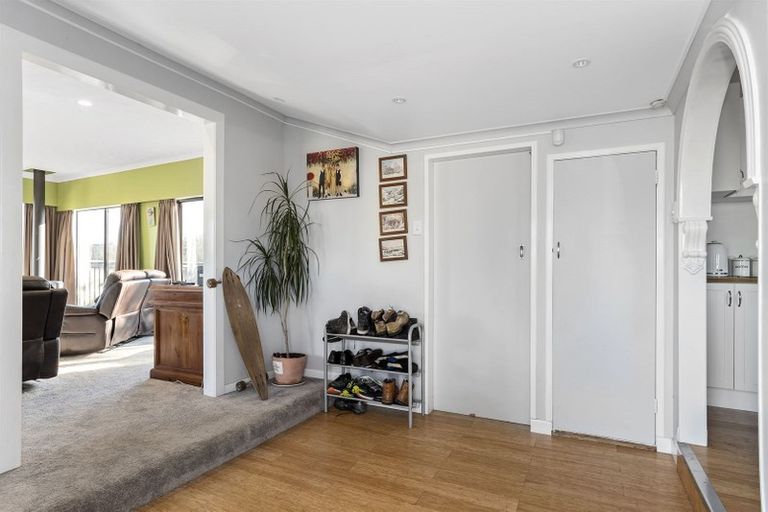 Photo of property in 5 Lagoon Place, Poike, Tauranga, 3112