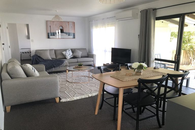 Photo of property in 18 Newberry Place, Richmond Heights, Taupo, 3330