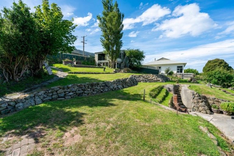 Photo of property in 20 Manuka Street, Ravensbourne, Dunedin, 9022