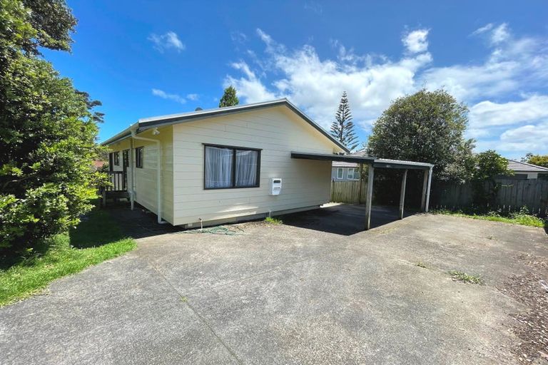 Photo of property in 2/137 Rosier Road, Glen Eden, Auckland, 0602