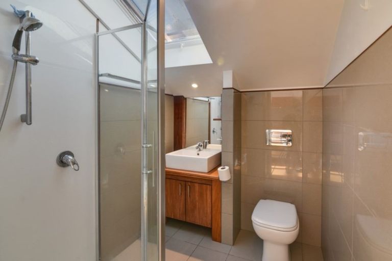 Photo of property in 13 Forbes Place, Glenorchy, 9372