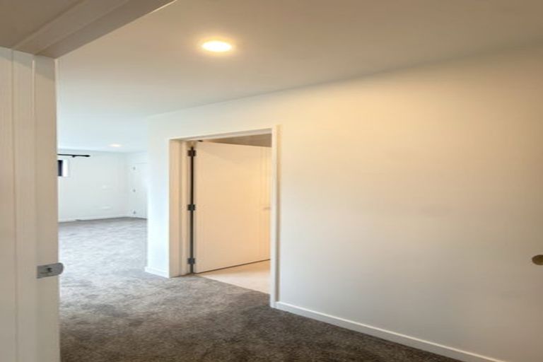 Photo of property in 9d Mander Place, Bucklands Beach, Auckland, 2012