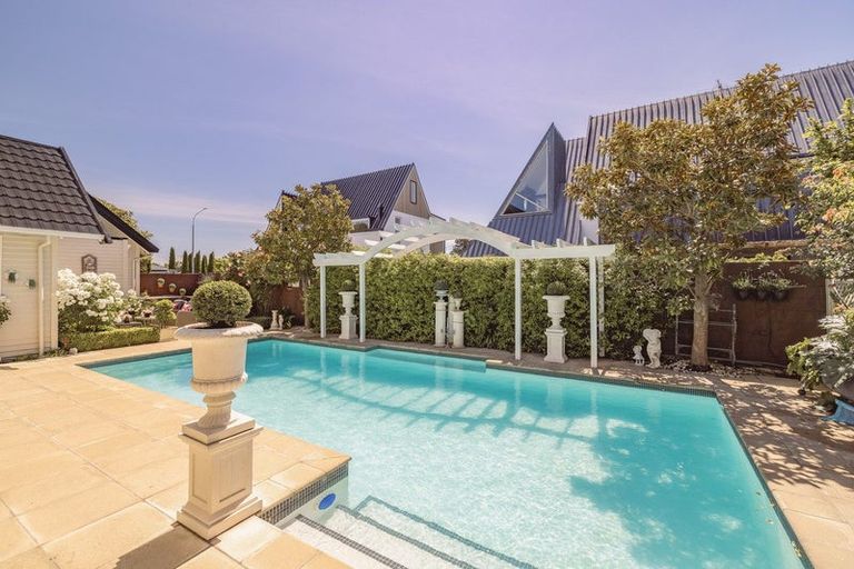 Photo of property in 392 Papanui Road, Strowan, Christchurch, 8052