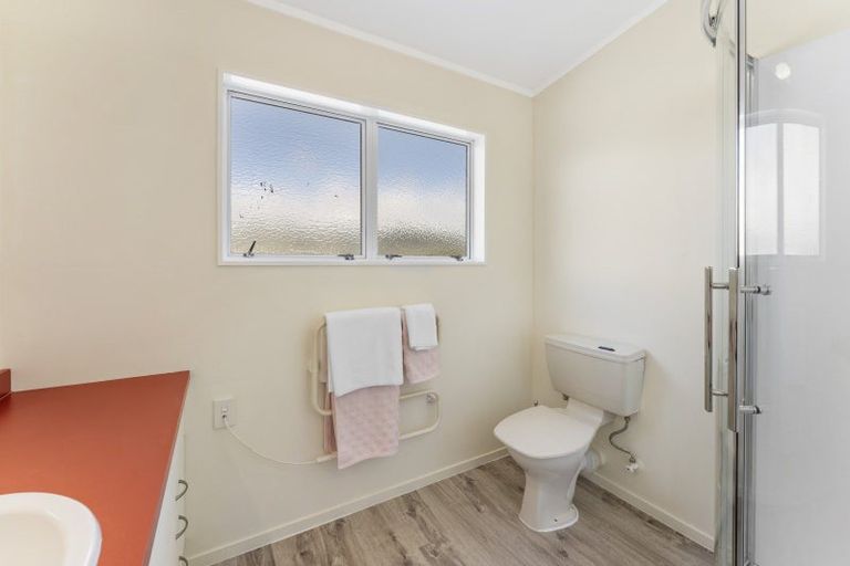 Photo of property in 18 Kitchener Street, Te Horo Beach, Otaki, 5581