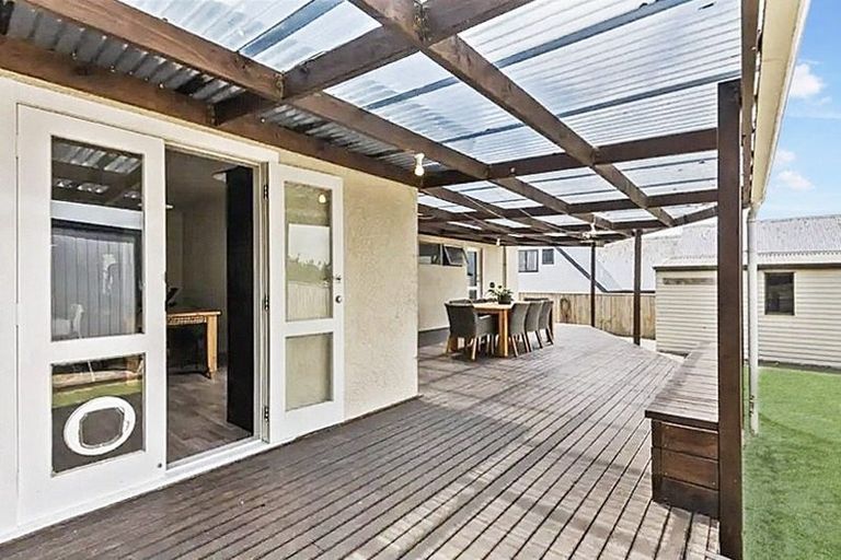 Photo of property in 8 Brown Street, Foxton, 4814