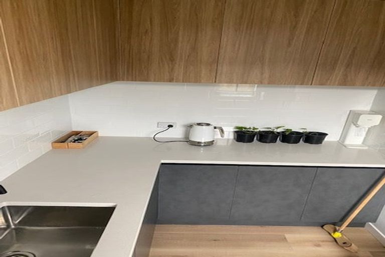 Photo of property in 8 Pukemarino Road, Waimauku, 0812