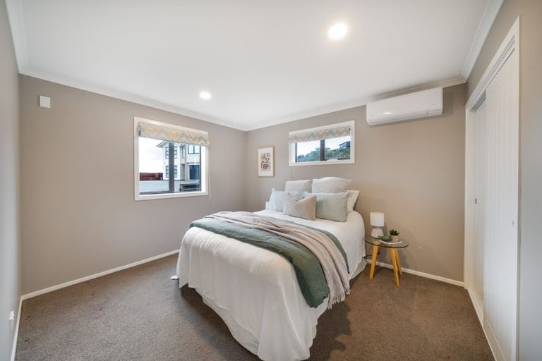 Photo of property in 85 Spenmoor Street, Newlands, Wellington, 6037