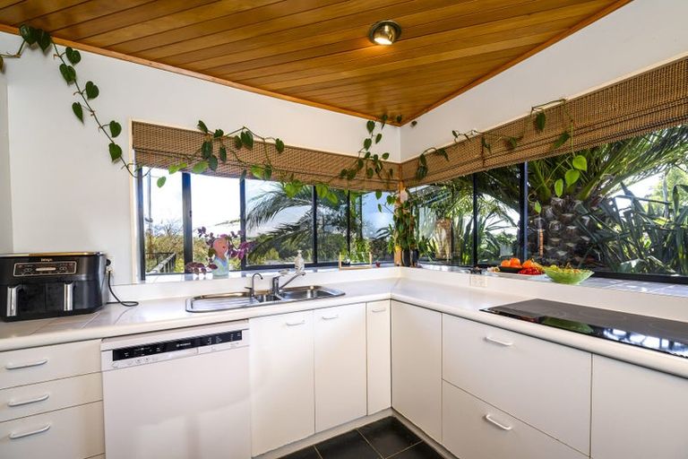 Photo of property in 11d Redwood Crescent, Hurdon, New Plymouth, 4310