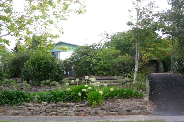 Photo of property in 8 Hogan Place, Fairfield, Dunedin, 9018