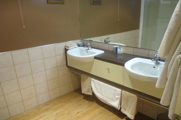 Photo of property in 351 Frankton Road, Queenstown, 9300