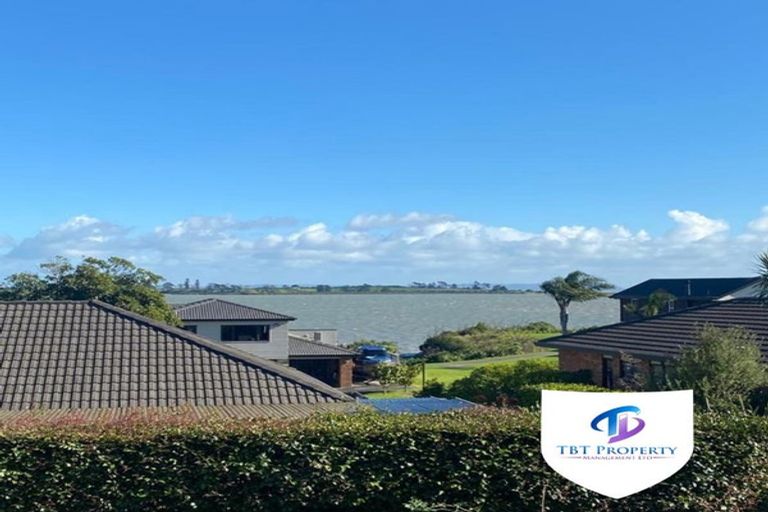 Photo of property in 40 St Annes Crescent, Wattle Downs, Auckland, 2103