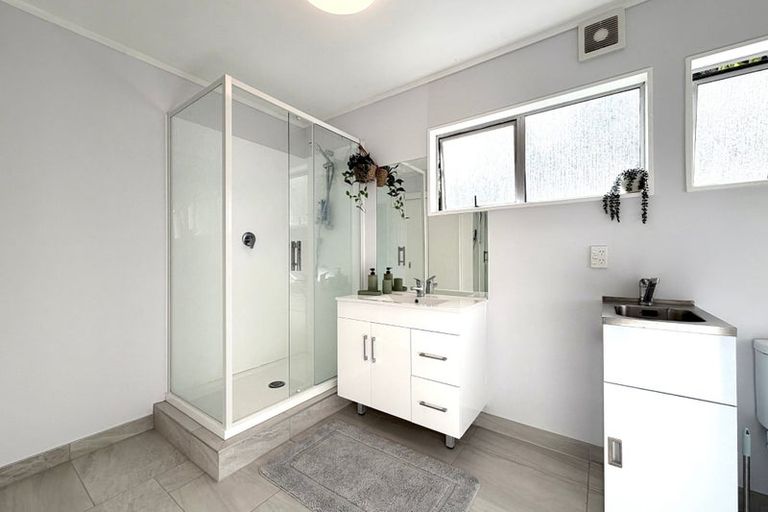 Photo of property in 10/41 Anzac Road, Browns Bay, Auckland, 0630