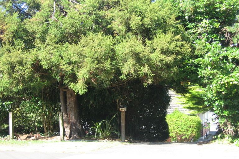 Photo of property in 22 Gillespies Road, Birchville, Upper Hutt, 5018