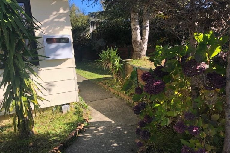 Photo of property in 5 Naseby Grove, Wainuiomata, Lower Hutt, 5014