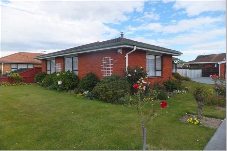Photo of property in 129 Reynolds Avenue, Bishopdale, Christchurch, 8053