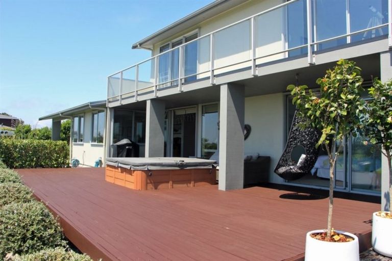 Photo of property in 116 Golf Links Road, Ruatapu, Hokitika, 7883