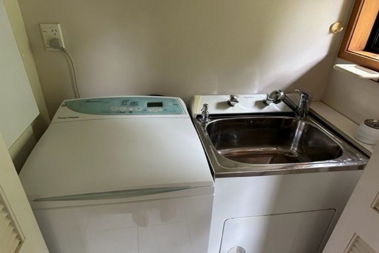 Photo of property in 1/234 Beach Road, Campbells Bay, Auckland, 0630