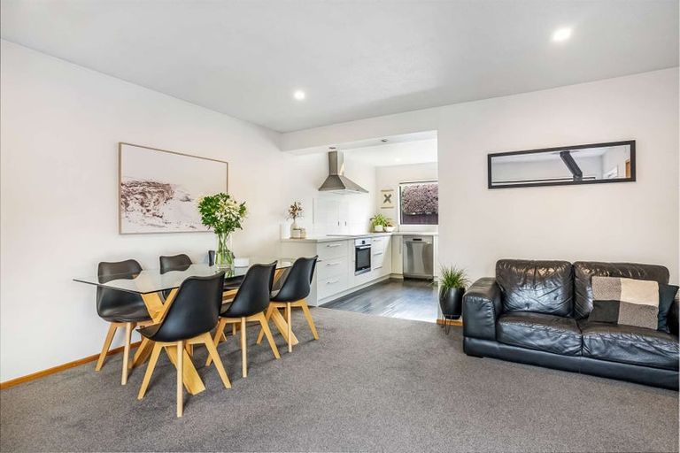 Photo of property in 16 Lancewood Drive, Halswell, Christchurch, 8025