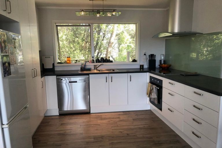 Photo of property in 2/33 Springfield Road, St Albans, Christchurch, 8014