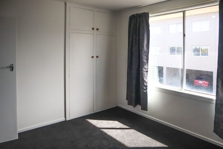 Photo of property in 7/21 Olliviers Road, Phillipstown, Christchurch, 8011