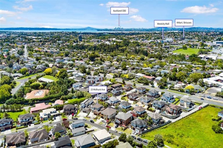 Photo of property in 23 Midhurst Avenue, Henderson, Auckland, 0612