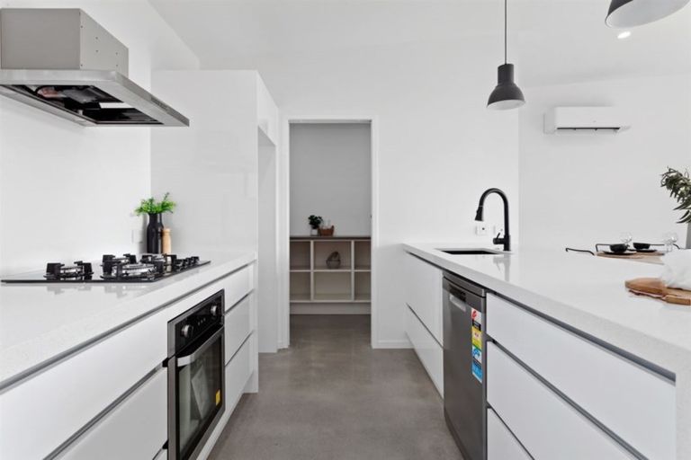 Photo of property in 16 Kakariki Drive, Coastlands, Whakatane, 3120