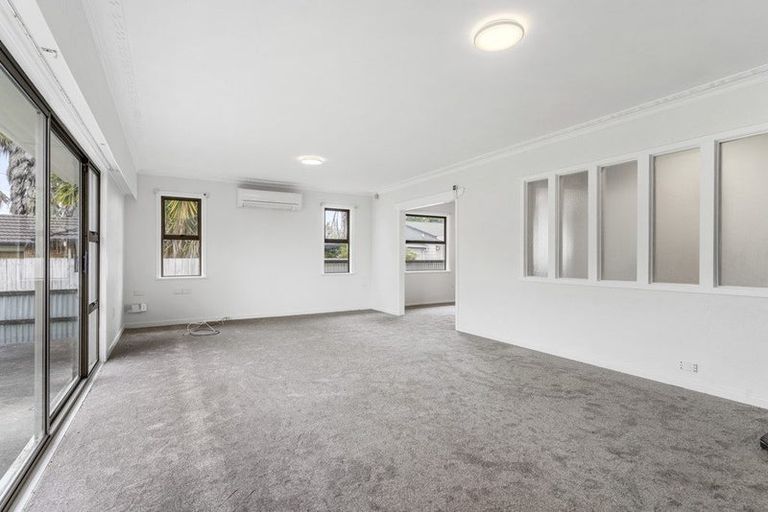 Photo of property in 1/49 Kelvin Road, Papakura, 2110