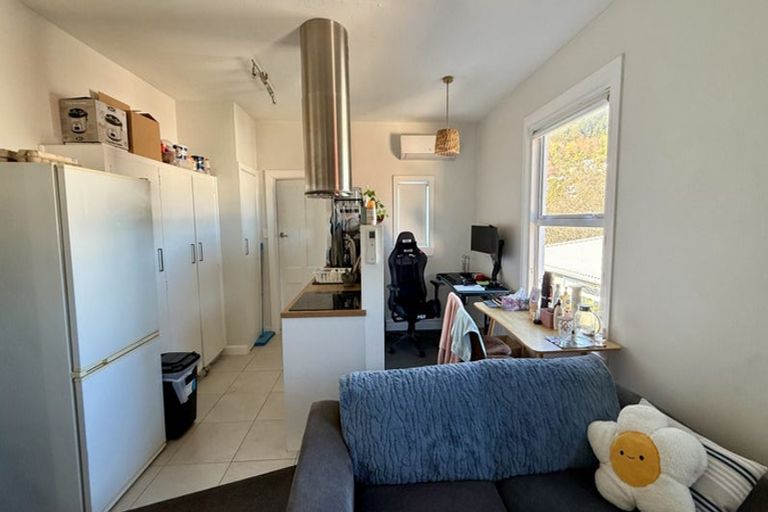 Photo of property in 25 Waimea Road, Nelson South, Nelson, 7010