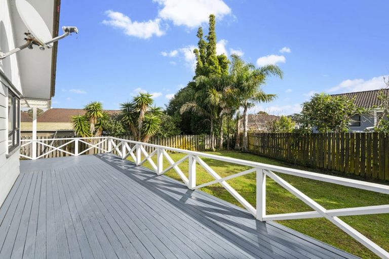 Photo of property in 81 Santiago Crescent, Unsworth Heights, Auckland, 0632