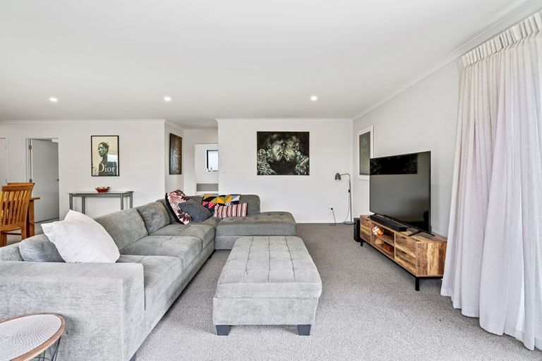 Photo of property in 42 Tamure Place, Ruakaka, 0116
