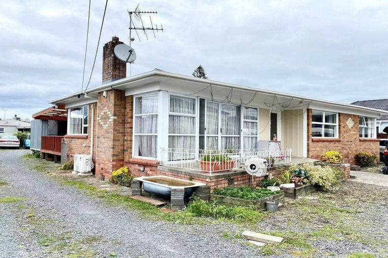 Photo of property in 7 Huia Road, Papatoetoe, Auckland, 2025