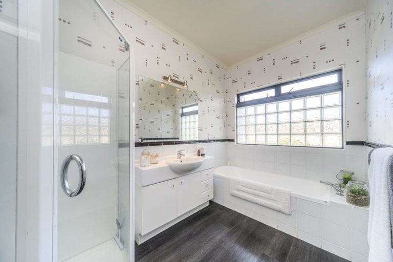 Photo of property in 29 Clearview Drive, Milson, Palmerston North, 4414